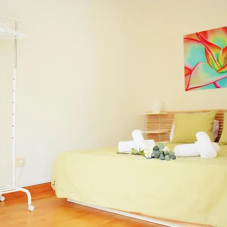 Cozy Apatment Just 10 Mins From The City Centre Málaga Exterior foto